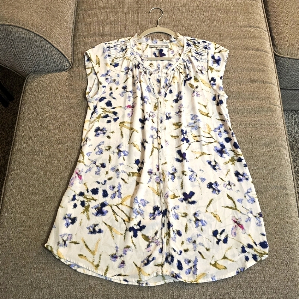 Daniel Rainn White Blue Abstract Fringe Hem Office Career Work Top Size Small